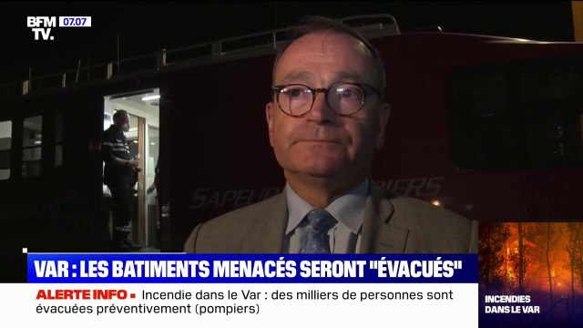Incendies dans le Var: les bâtiments menacés seront évacués , demande le préfet