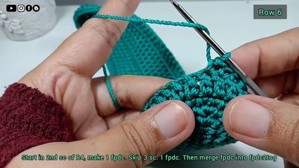 Crochet Honeycomb Stitch Pouch