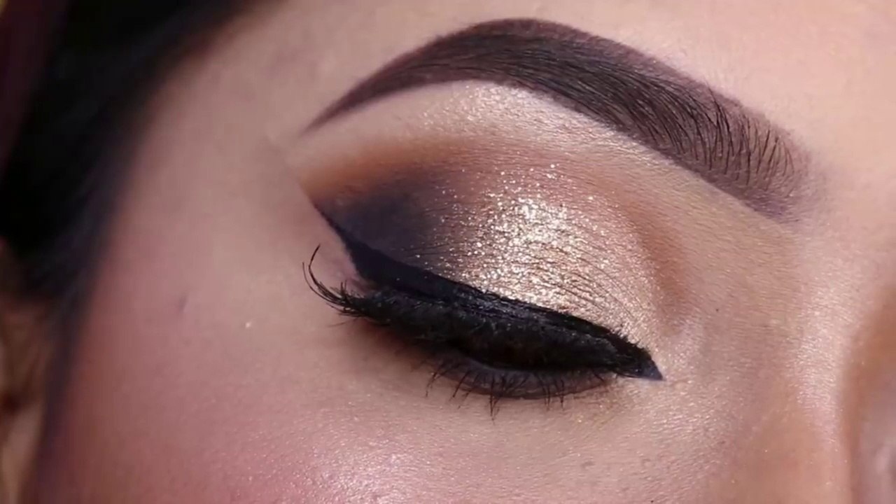 Smokey glitter eye makeup Tutorial __ Step by step easy party_ Festival eye makeup __ Shilpa