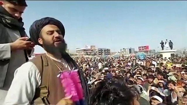 Australian Afghan community fears for family members in Kabul