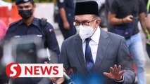 King wants political leaders to unite and face the pandemic together, says Anwar