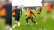 Latihan Perdana di Man United, Varane Siap Jalani Debut di Liga Inggris
