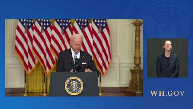 Comienzan las evacuaciones en Kabul mientras Biden defiende la retirada