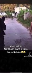 hát hiện người đàn ông ra ngoài không lý do, lực lượng chức năng không lập biên bản mà “phạt” kiểu mới