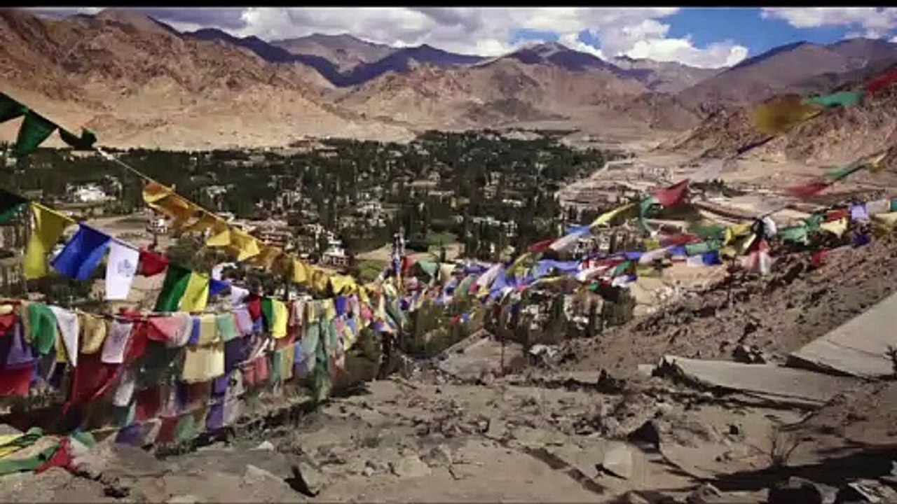 CHADDR UNTER UNS DER FLUSS Film