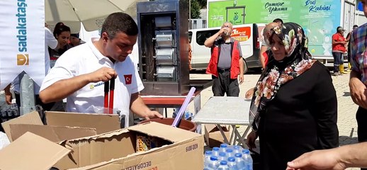 Sadakataşı Karadeniz’e yardım ulaştırmayı sürdürüyor