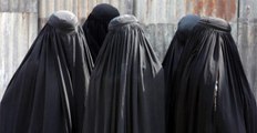 Taliban Sözcüsü'nden kadınlarla ilgili dikkat çeken sözler: Burka şart değil, başörtüsü zorunlu olacak