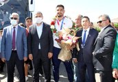 Olimpiyat üçüncüsü Taha Akgül baba ocağında