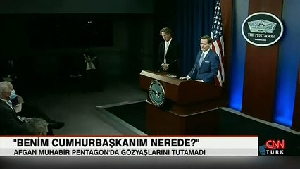 Afgan gazeteci gözyaşlarına boğuldu: Bayrağımı indirdiler
