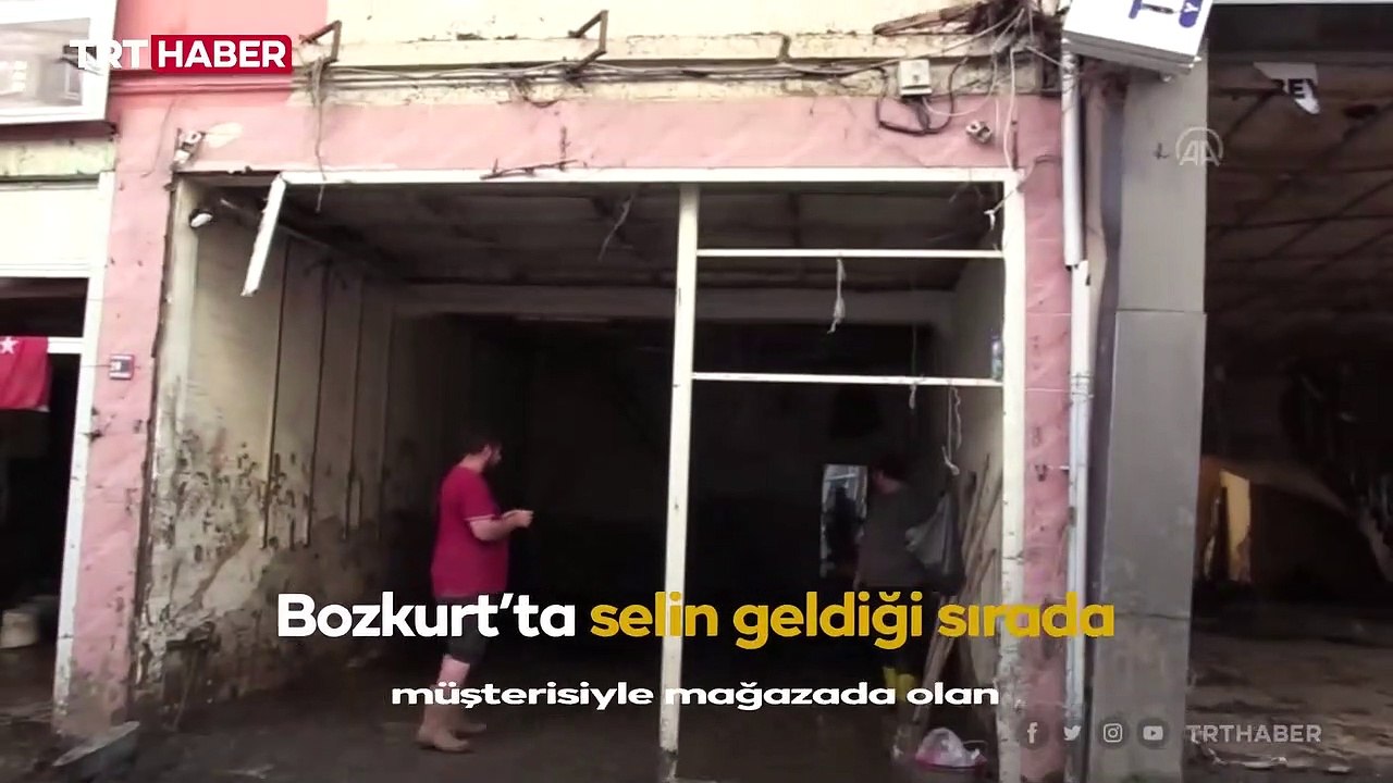 Selden mucizevi kurtuluş: Suyla dolu dükkandan...