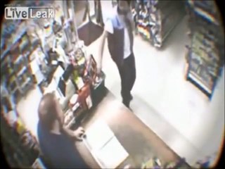 Quand un tigre entre dans un magasin en pleine journée