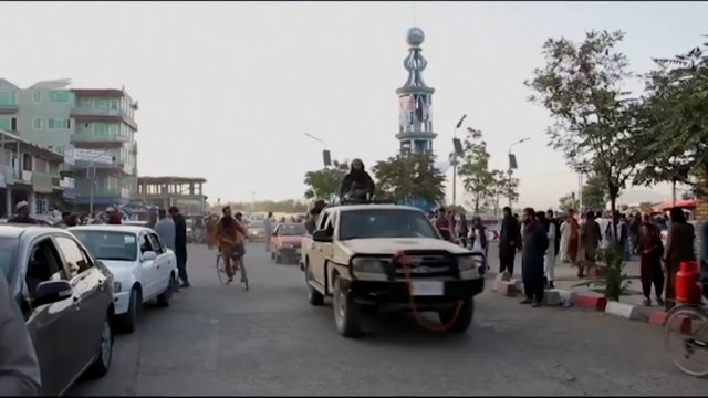 المتحدث باسم حركة طالبان: سنمنح المرأة الأفغانية حقوقها وفقا للشريعة