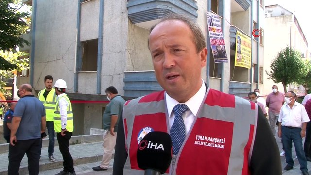 17 Ağustos depreminin yıl dönümünde Avcılar’da bin 500’üncü bina kentsel dönüşüme girerek yıkıldı