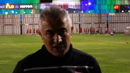 Mehmet Altıparmak: “İlk hafta hoca göndermek çok ayıp”