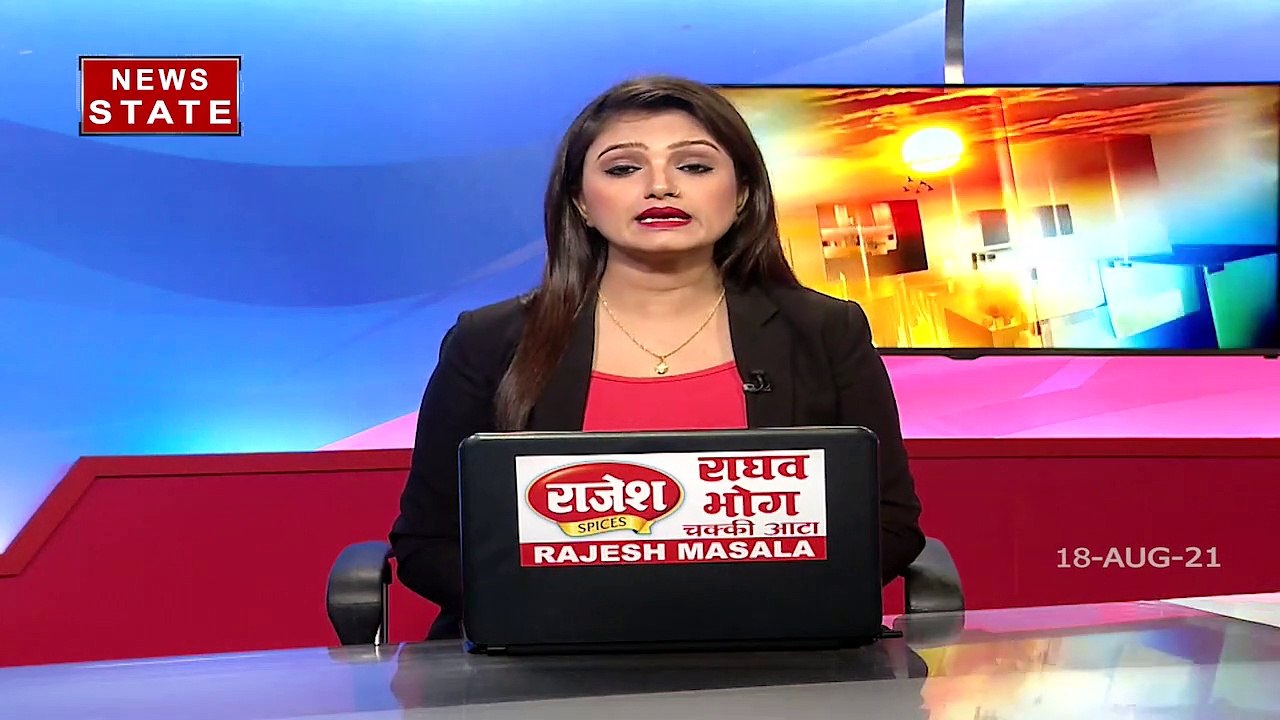 बलिया जिला जेल में कैदियों के पास स्मार्ट फोन, देखें कैसे जेल में Holiday मना रहे हैं कैदी