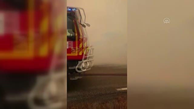 Son dakika haberleri... Fransa'nın güneyindeki orman yangını nedeniyle binlerce kişi tahliye edildi