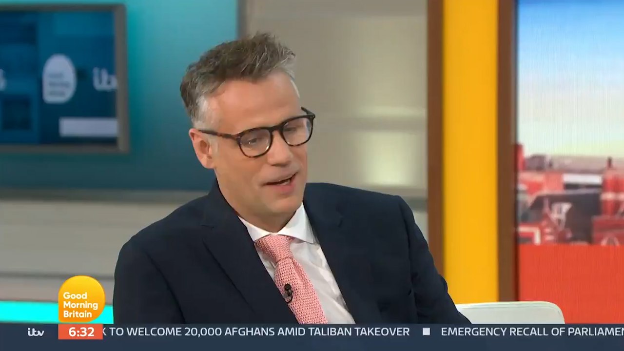 'Richard Bacon makes emotional return to breakfast TV on GMB'