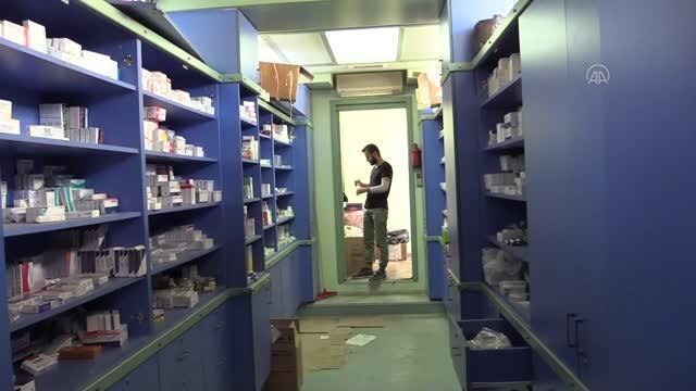 KASTAMONU - Sel felaketinin yaşandığı Bozkurt'ta afetzedeler ve görevlilerin ilaç ihtiyacı mobil eczaneden karşılanıyor