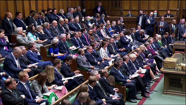 Boris Johnson: Pronti ad accogliere quest'anno 5000 rifugiati afghani nel Regno Unito