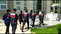 - Sahte 67 bin 500 doları ile yakalanan 4 kişi adliyeye sevk edildi
