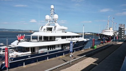 Triple Seven Superyacht rented by Tom Cruise visits Edinburgh