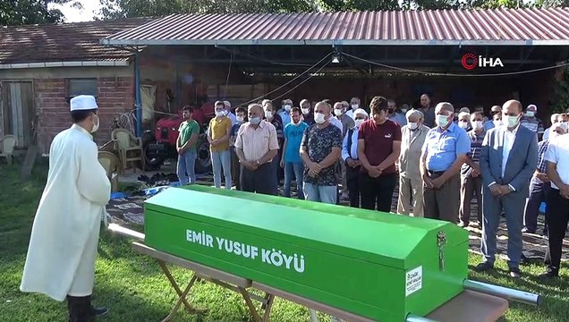 Evlenmeyi reddedince öldürülen genç kız toprağa verildi