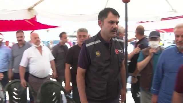 KASTAMONU - Bakan Kurum, selden etkilenen bölgelerde incelemelerde bulundu (2)