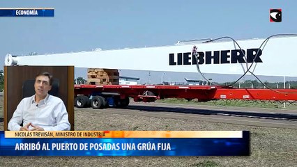 Arribó al puerto de Posadas una grúa fija