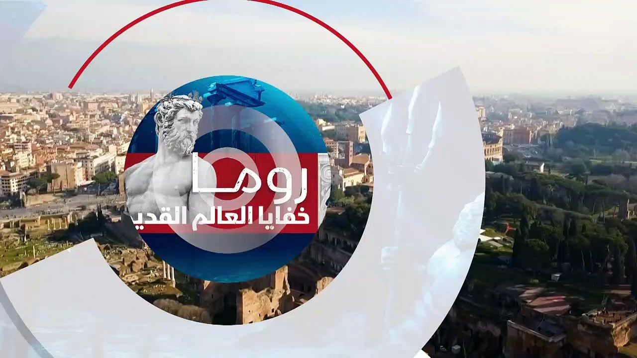 ...غرفة طعام الدوارة المديرة وأكبر جدار في ...