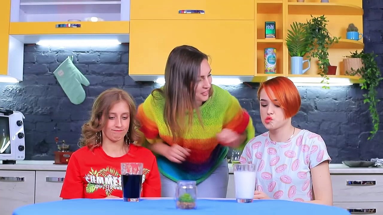 ¡Desafío Blanco y Negro! Usamos Solo un Color por 24 Horas