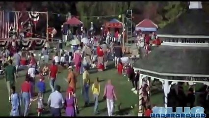 Muerto el 4 de julio - Trailer