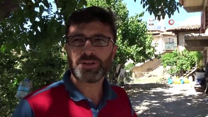 Köyün aşuresini 9 yıldır imam pişiriyor