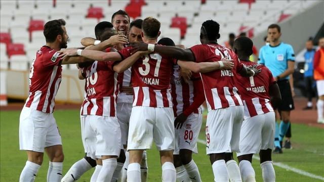 Sivasspor Kopenhag muhtemel 11'ler! Kopenhag Sivasspor maçı ilk 11'ler belli oldu mu?