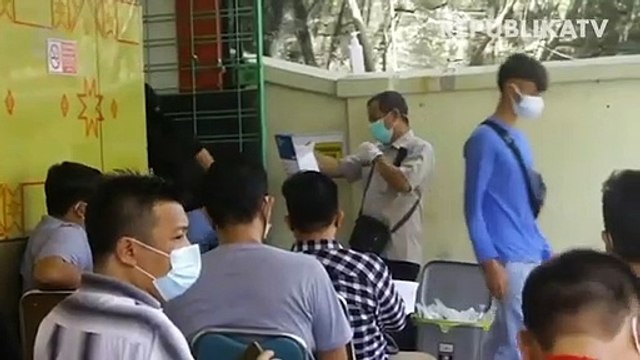 Kimia Farma Turunkan Harga Tes PCR Rp 495 Ribu