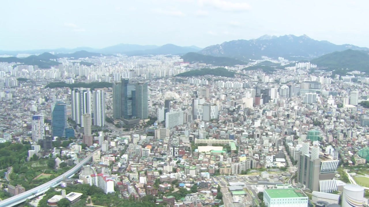 4년 만에 가구 소득↓...지출 늘고 분배지표 악화 / YTN