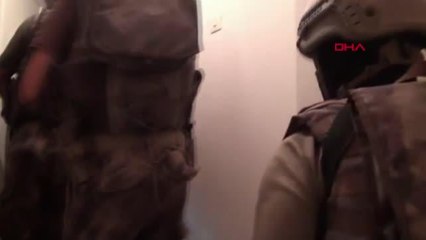 Son Dakika | İSTANBUL'DA UYUŞTURUCU SATICILARINA ŞAFAK OPERASYONU 5 TUTUKLAMA