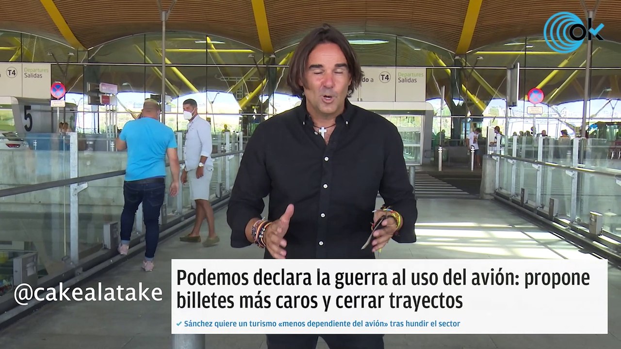 Viajeros en Barajas estallan contra la disparatada idea de Belarra de prohibir los vuelos en avión