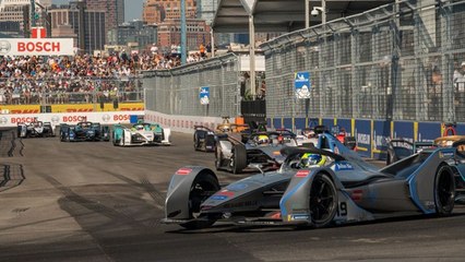 Layakkah Anies diinterpelasi Gara-gara Formula E?