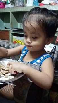 batang makulit matakaw kumaen kahit gabi na