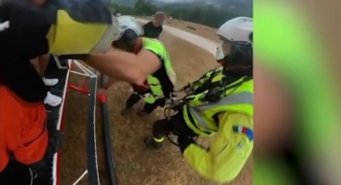 Alfedena (AQ) - Recuperati in elicottero due escursionisti dispersi in montagna (19.08.21)