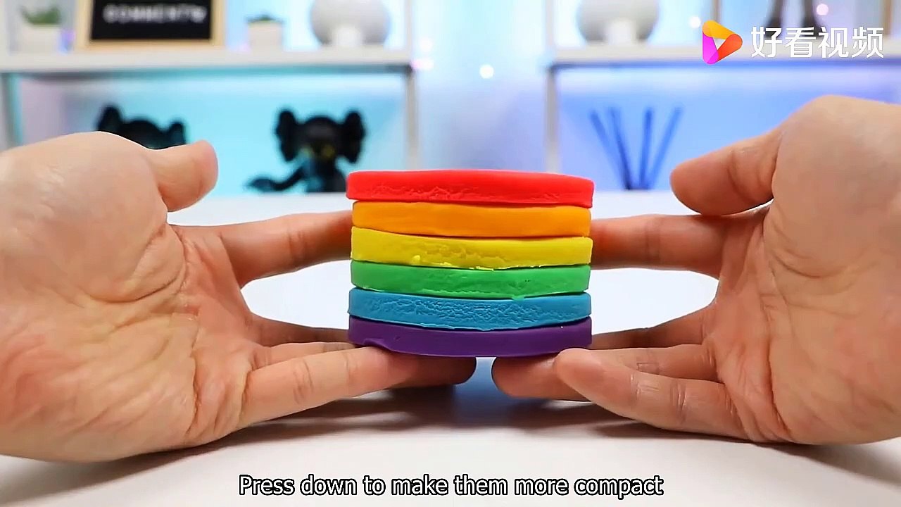 Hands-on making a cute rainbow bunny cake