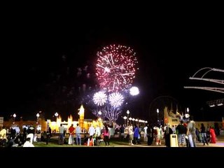 الالعاب النارية في القرية العالمية - Global Village Dubai