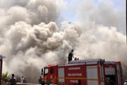 Son dakika haberi: Karaman'da kereste deposunda çıkan yangın güçlükle kontrol altına alındı