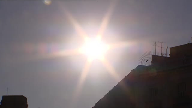 Antonio López pinta cada tarde en la Puerta del Sol de Madrid