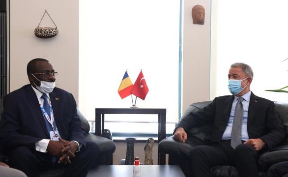 Akar, Irak Savunma Bakanı Cuma İnad Sadun ile görüştü