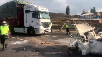 Hurdaya dönen aracı çalıştırıp çekiciye çıkardı: 1 ölü, 2 yaralı