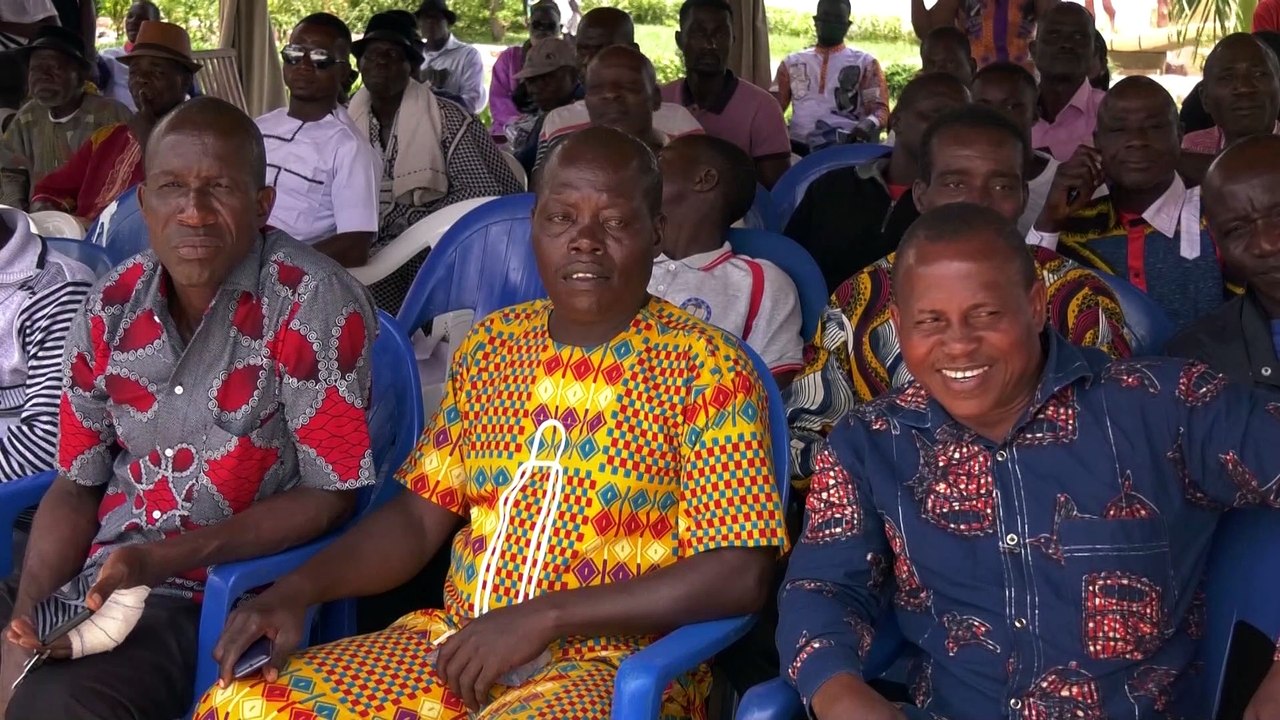 Sinfra : La ministre Arlette Badou N'Guessan mobilise les militants du RHDP