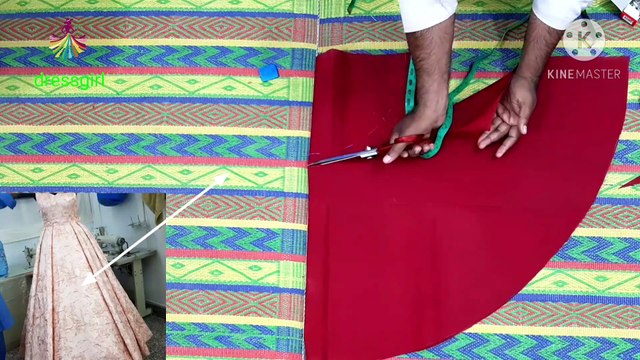gown main pleat bithany ka tarika // how to put pleats in gown // how to cut circl and make pleats // gown main pleats bithany ka asan tarika // pleats wala gown // asan pleats wala gown banana sikhye