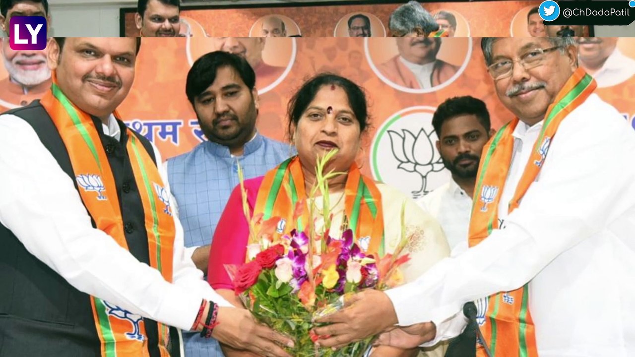 Asha Buchke Joins BJP: शिवसैनिक आशा बुचके यांचा देवेंद्र फडणवीस आणि प्रदेशाध्यश चंद्रकांत पाटील यांच्या उपस्थितीत भाजपमध्ये प्रवेश