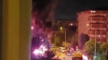 Bursa'da park halindeki minibüs alev alev yandı